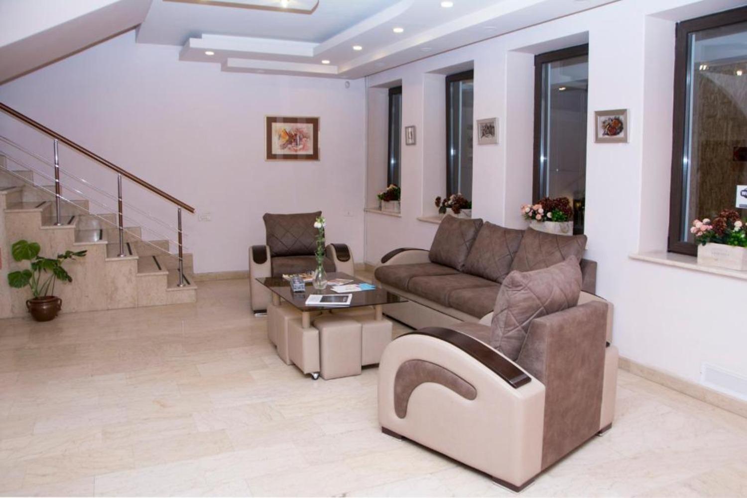 Hotel Season Yerevan Exterior foto