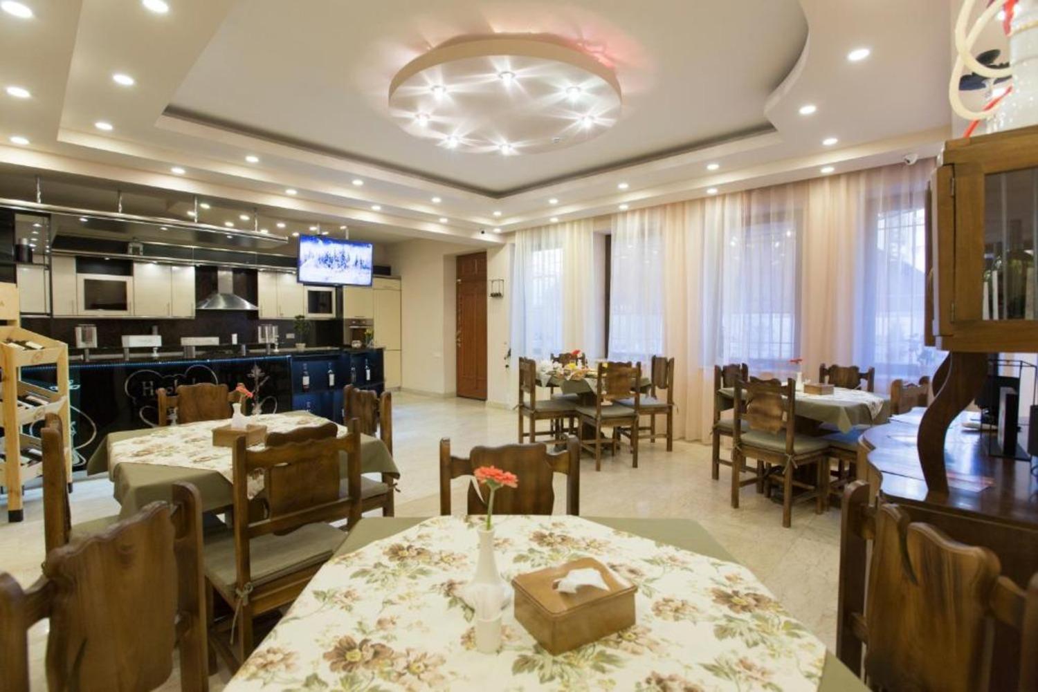 Hotel Season Yerevan Exterior foto